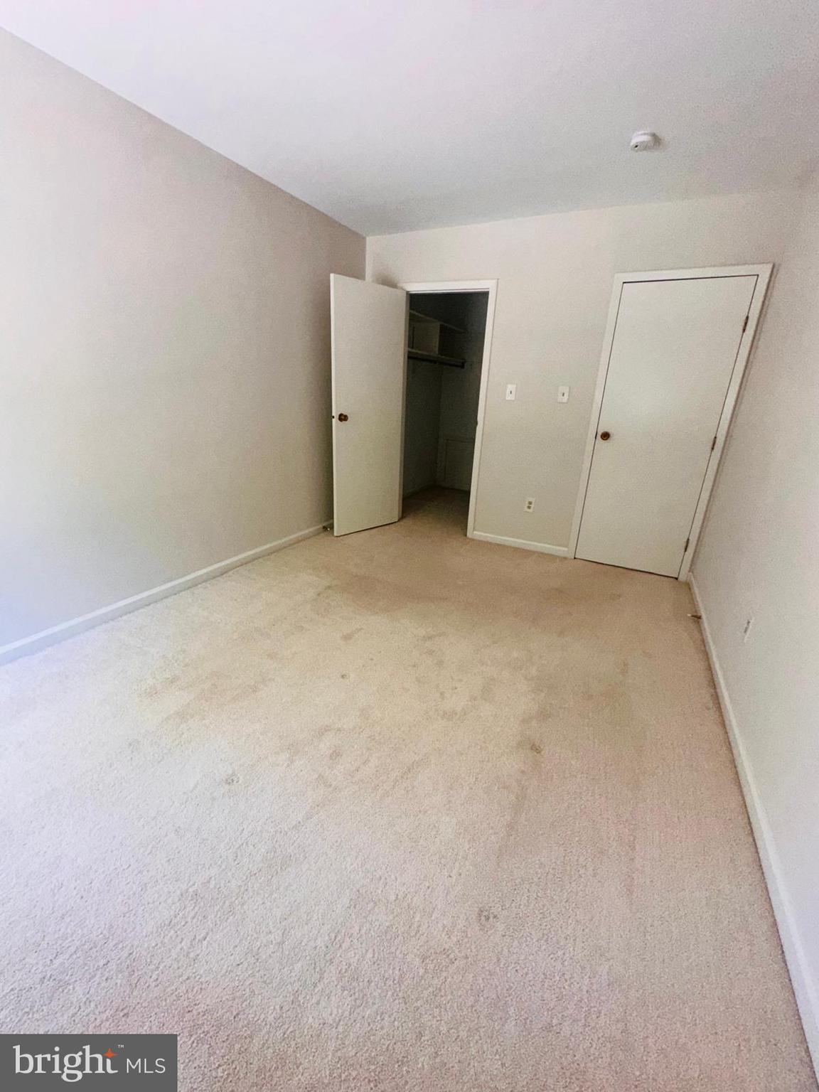 5821 E Royal Ridge Drive, Unit E Springfield, VA 22152 - Photo 8 of 25