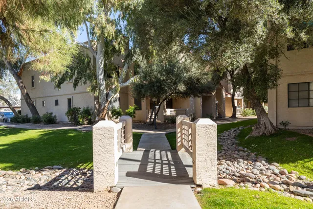 $199,000 | 2855 South Ext Road, Unit 237, Mesa, AZ 85210