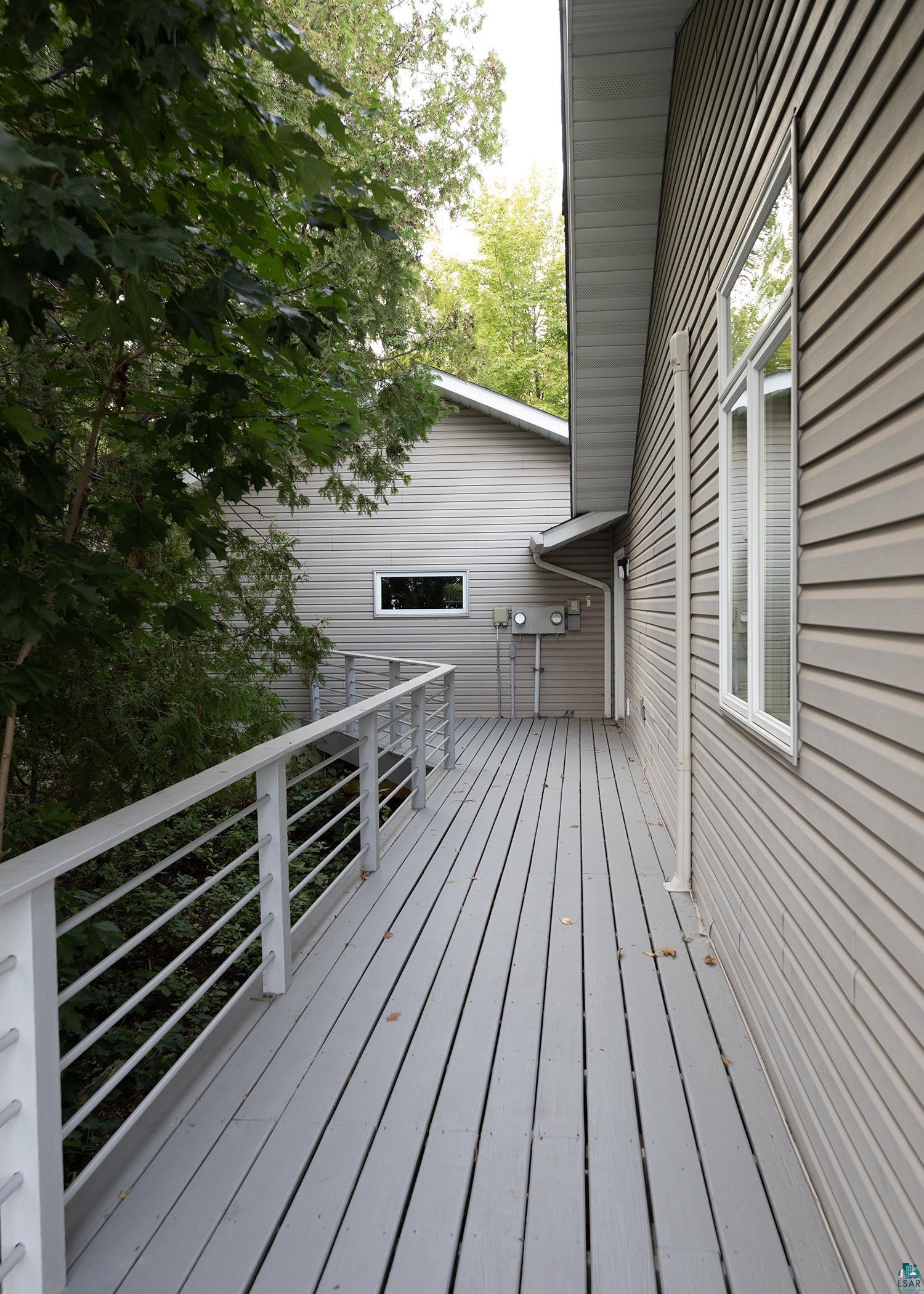 1002 Martha Street Duluth, MN 55805 - Photo 18 of 46