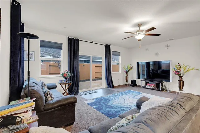 $425,000 | 2062 River Rock Drive, Marysville, CA 95901