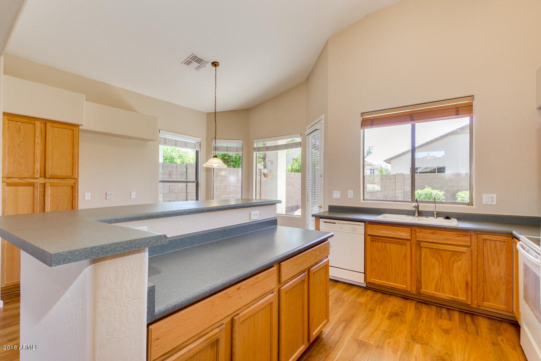 6543 West Jomax Road Phoenix, AZ 85083 - Photo 12 of 31 Gallery Image 12