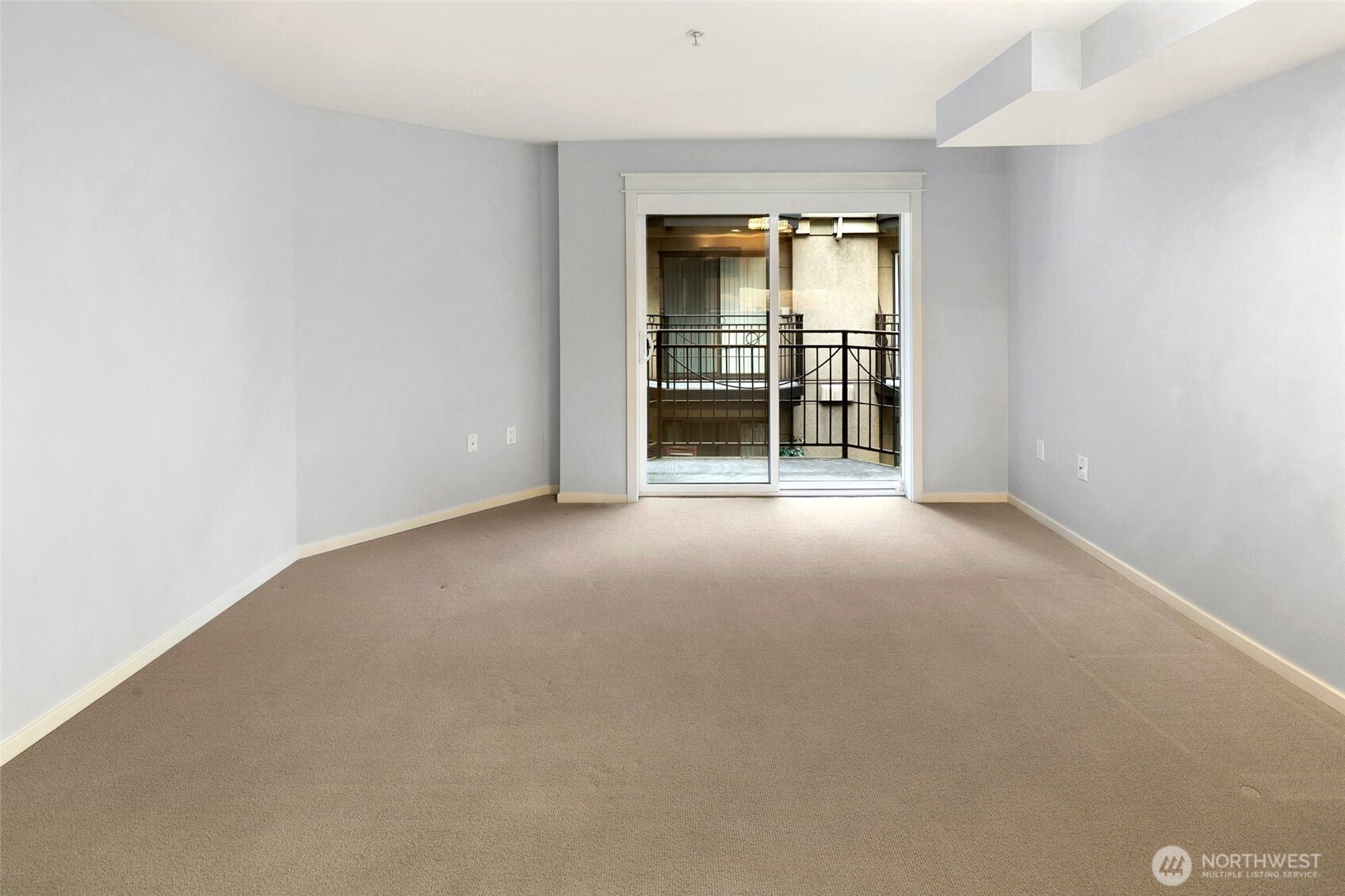 425 Vine Street, Unit 614 Seattle, WA 98121 - Photo 13 of 25