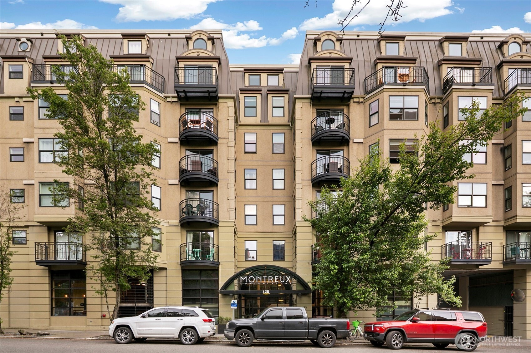425 Vine Street, Unit 614 Seattle, WA 98121 - Photo 3 of 25