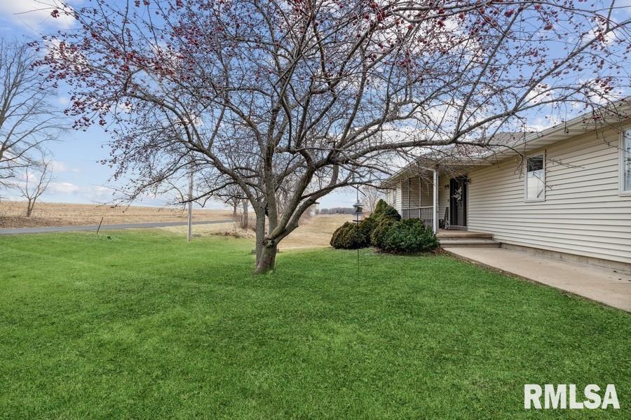 20810 Mathew Road Morrison, IL 61270 - Photo 9 of 59