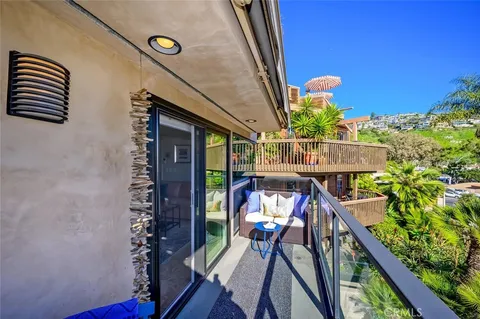 $5,600 | 174 Cliff Drive, Unit F, Laguna Beach, CA 92651