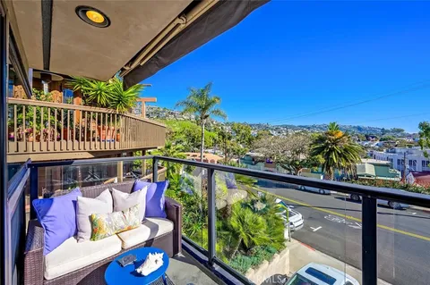 $5,600 | 174 Cliff Drive, Unit F, Laguna Beach, CA 92651