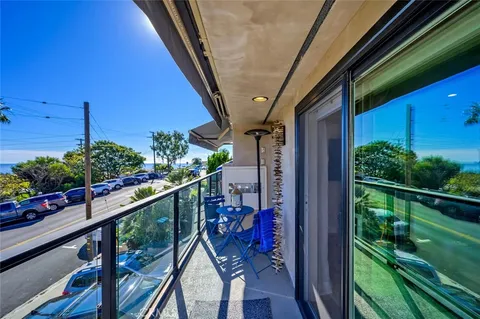 $5,600 | 174 Cliff Drive, Unit F, Laguna Beach, CA 92651