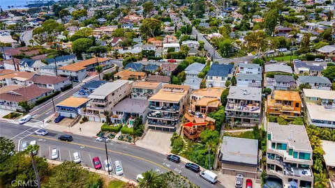 $5,600 | 174 Cliff Drive, Unit F, Laguna Beach, CA 92651