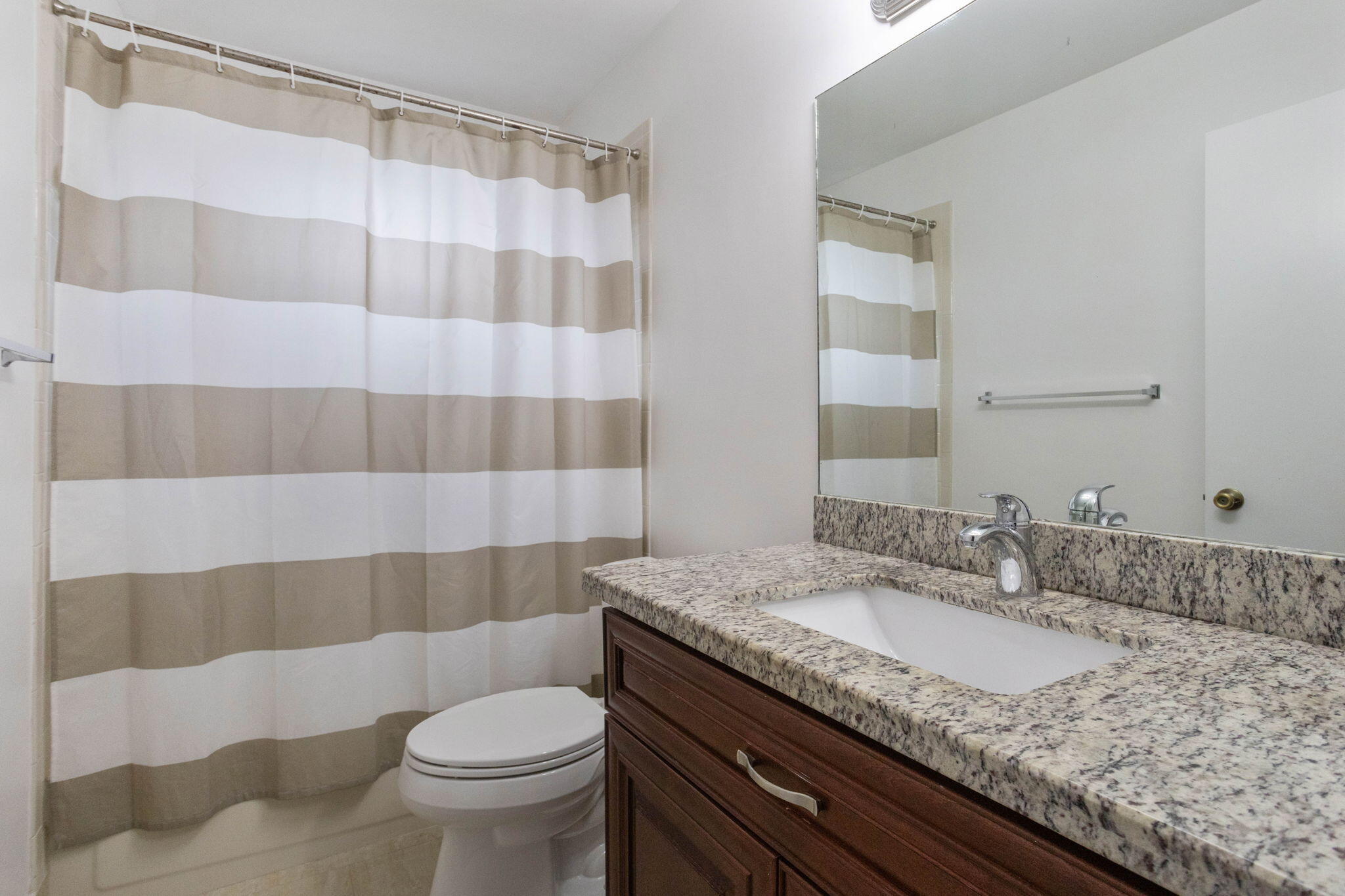 9917 Moss Pond Drive Boca Raton, FL 33496 - Photo 14 of 19 30-web-or-mls-0E2A8069