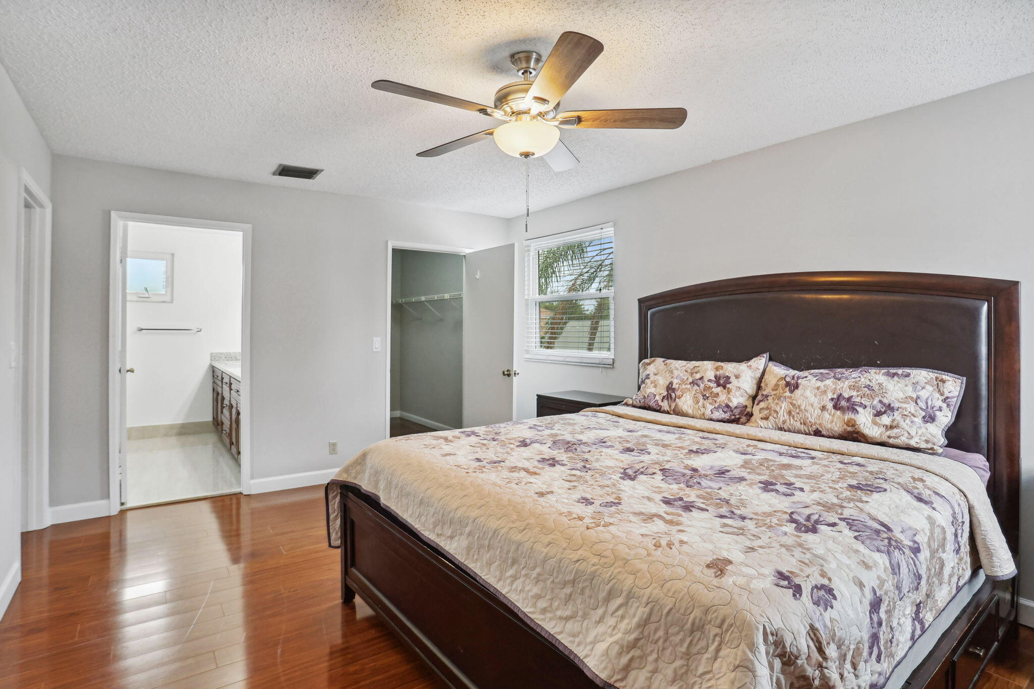 9917 Moss Pond Drive Boca Raton, FL 33496 - Photo 9 of 19 17-web-or-mls-0E2A8044