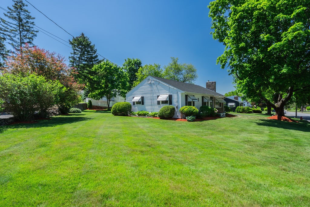 91 Priscilla Road Woonsocket, RI 02895 - Photo 23 of 30