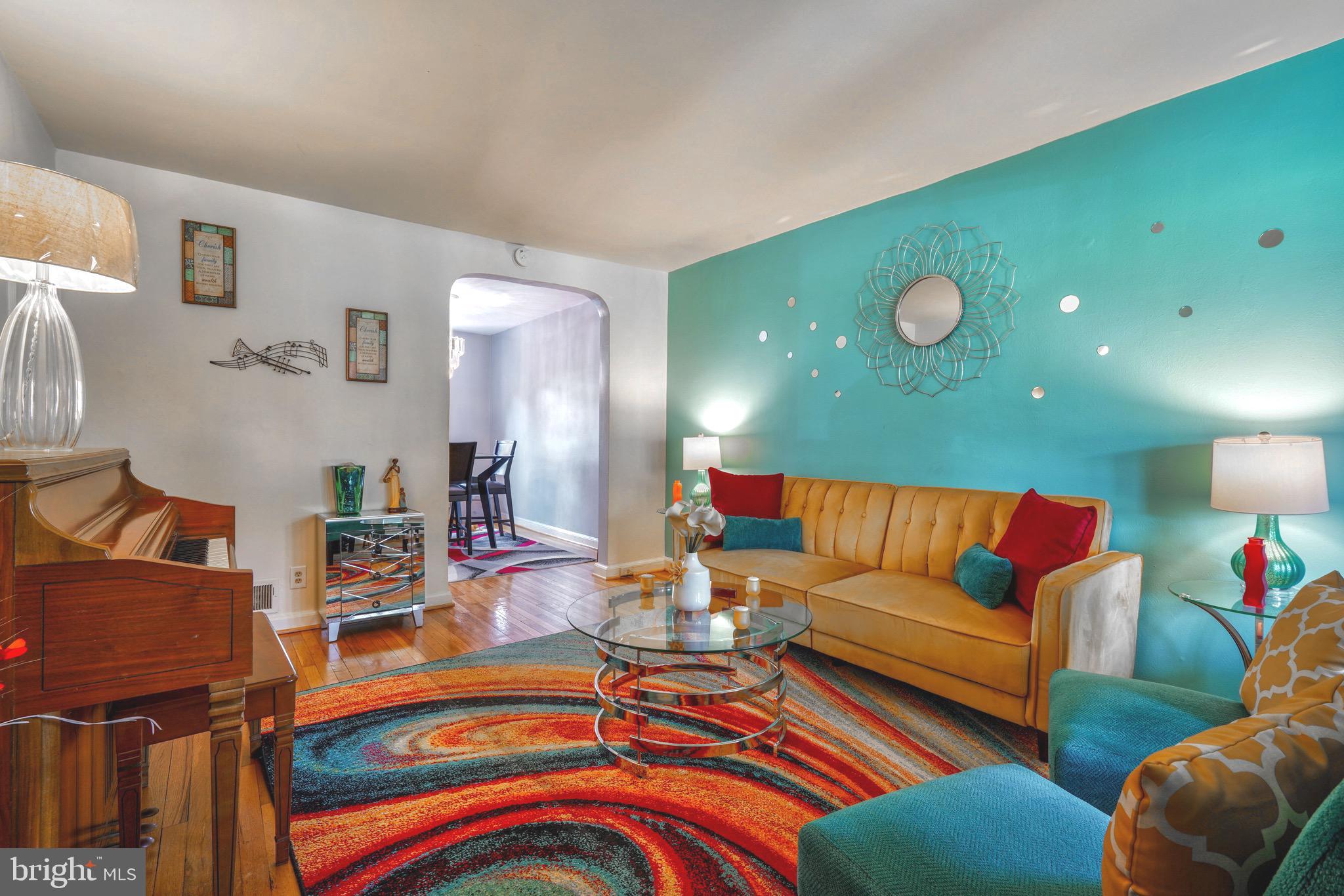 4508 Manorview Road Baltimore, MD 21229 - Photo 4 of 26 Gallery Image 4