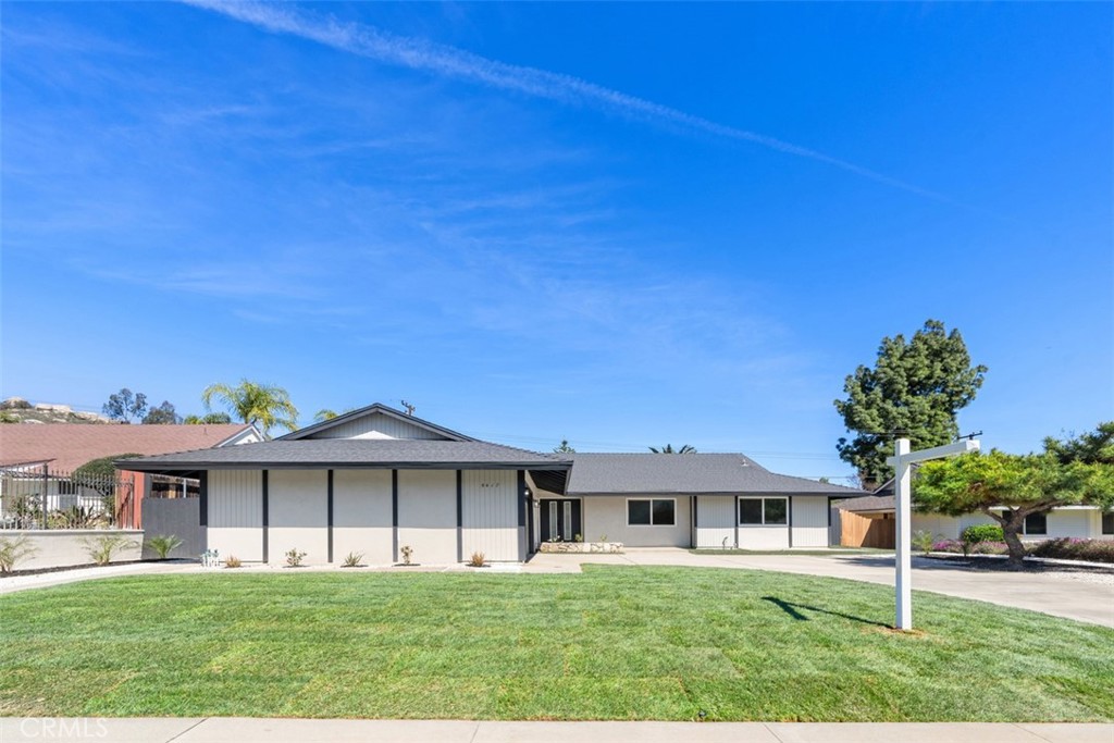 5417 Peacock Lane Riverside, CA 92505 - Photo 3 of 44 a view of a house with a yard