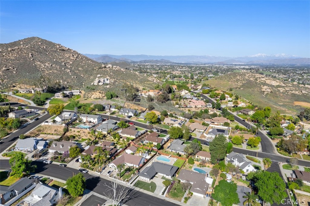 5417 Peacock Lane Riverside, CA 92505 - Photo 44 of 44 a view of city and mountain
