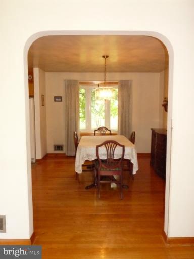 503 Oak Grove Road Linthicum Heights, MD 21090 - Photo 8 of 30 Dining Room