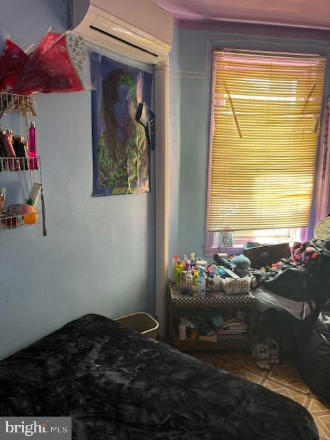 518 South 55th Street Philadelphia, PA 19143 - Photo 21 of 49 a room with toys and window
