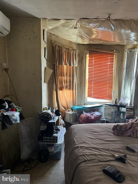518 South 55th Street Philadelphia, PA 19143 - Photo 8 of 49 a bedroom with a bed and a window