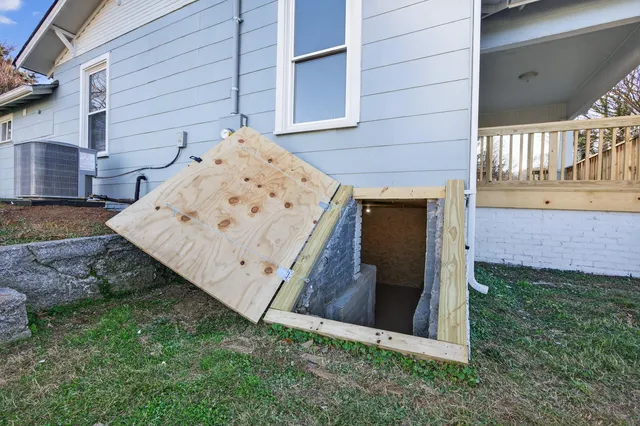 $215,000 | 2756 Harrison Pike, Chattanooga, TN 37406