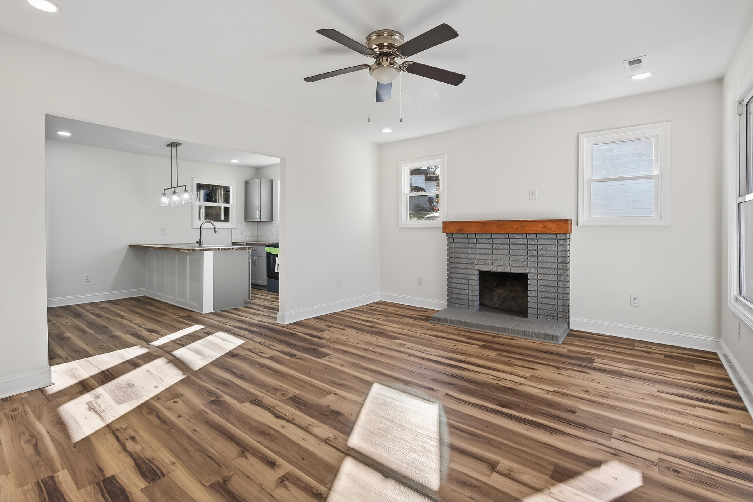 2756 Harrison Pike Chattanooga, TN 37406 - Photo 6 of 32 DSC02173