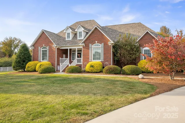 $799,500 | 277 Glenwood Drive, Oakboro, NC 28129