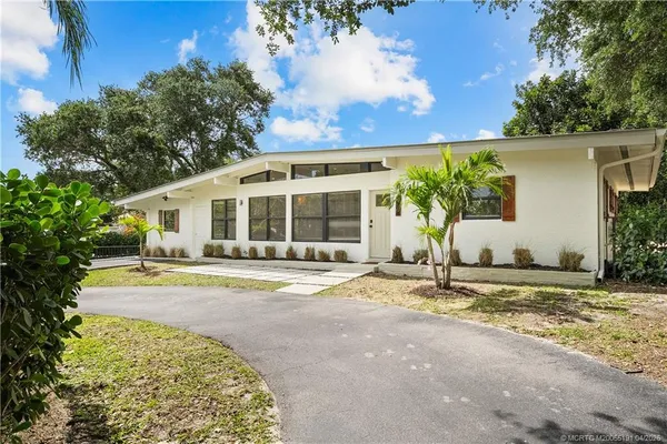 $610,000 | 1944 Northeast Lake Place, Jensen Beach, FL 34957