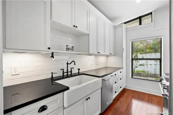 $610,000 | 1944 Northeast Lake Place, Jensen Beach, FL 34957