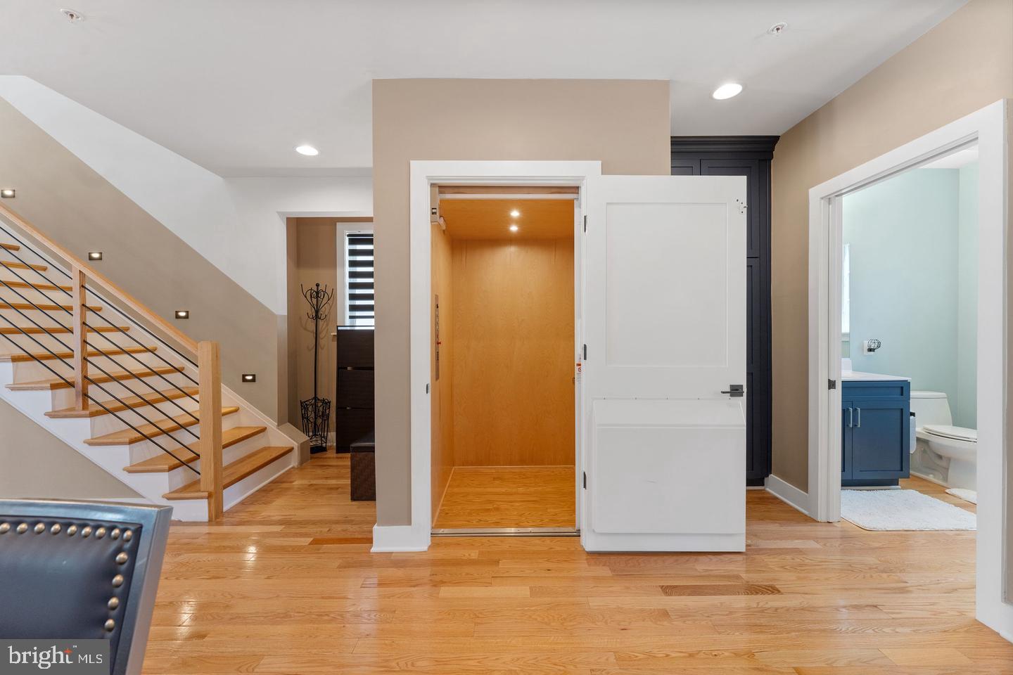 7029 Garrett Road Rockville, MD 20855 - Photo 17 of 44 Gallery Image 17