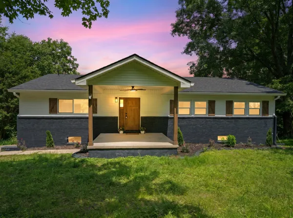 $549,900 | 213 Delina Boonshill Road, Petersburg, TN 37144