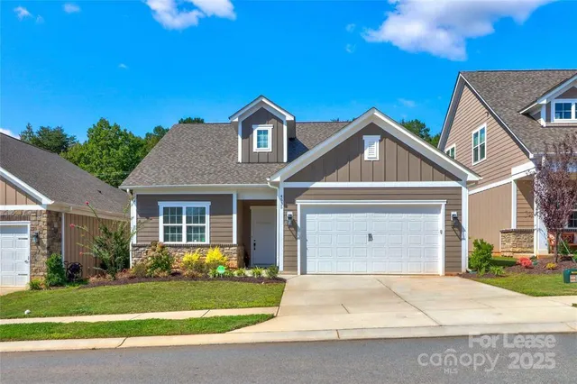 $2,595 | 4535 Stellata Loop, Sherrills Ford, NC 28673