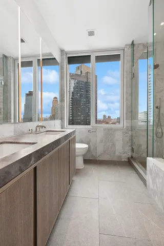 $2,272,500 | 10 Nevins Street, Unit 23I | Downtown Brooklyn