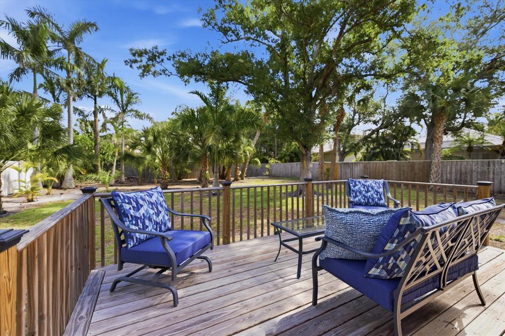 1891 Prospect Street Sarasota, FL 34239 - Photo 22 of 35