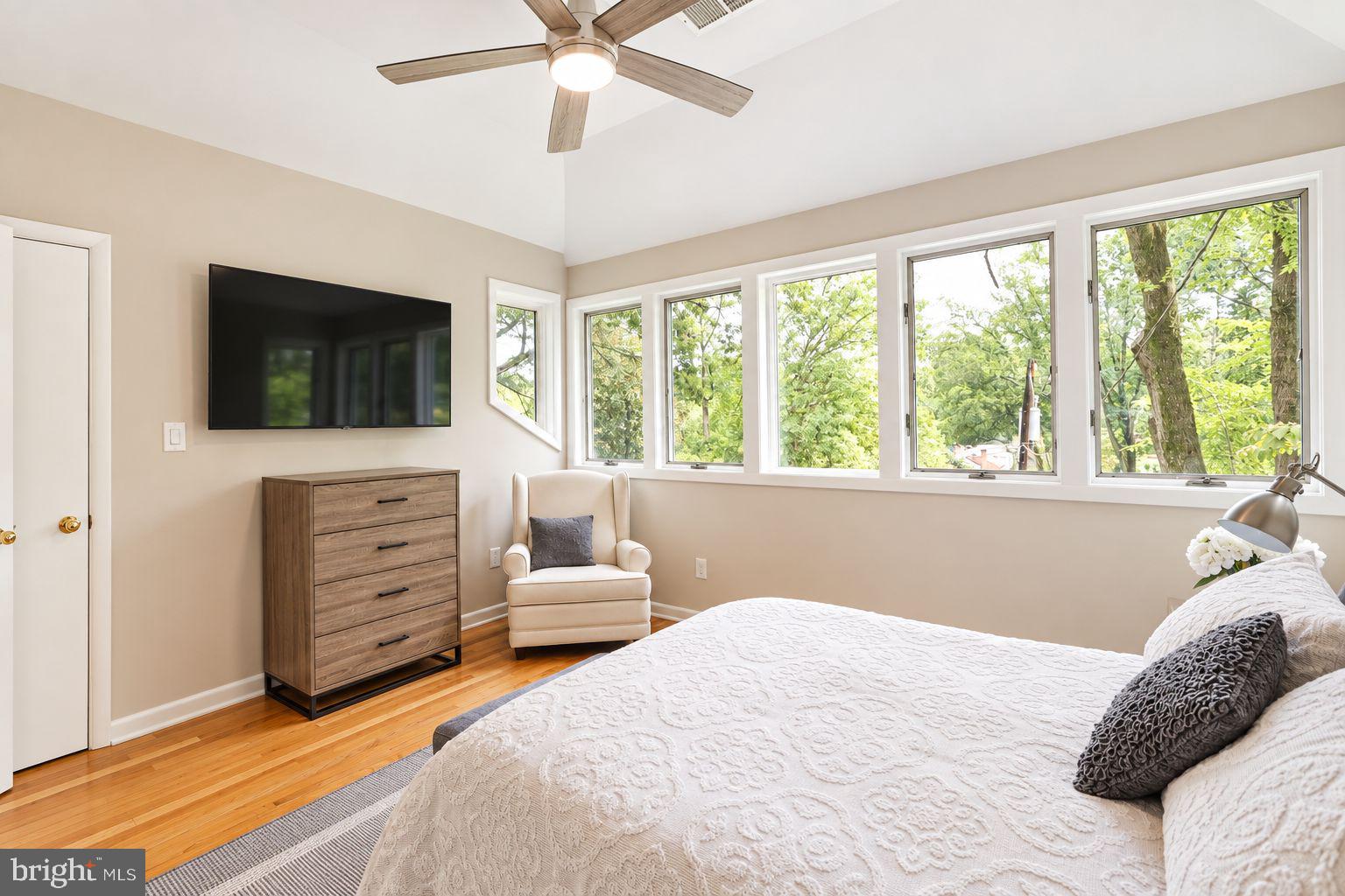 3733 30th Road North Arlington, VA 22207 - Photo 36 of 48 Bedroom #5