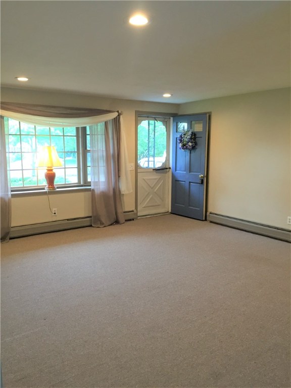 83 Winthrop Road Warwick, RI 02888 - Photo 10 of 10 Gallery Image 10
