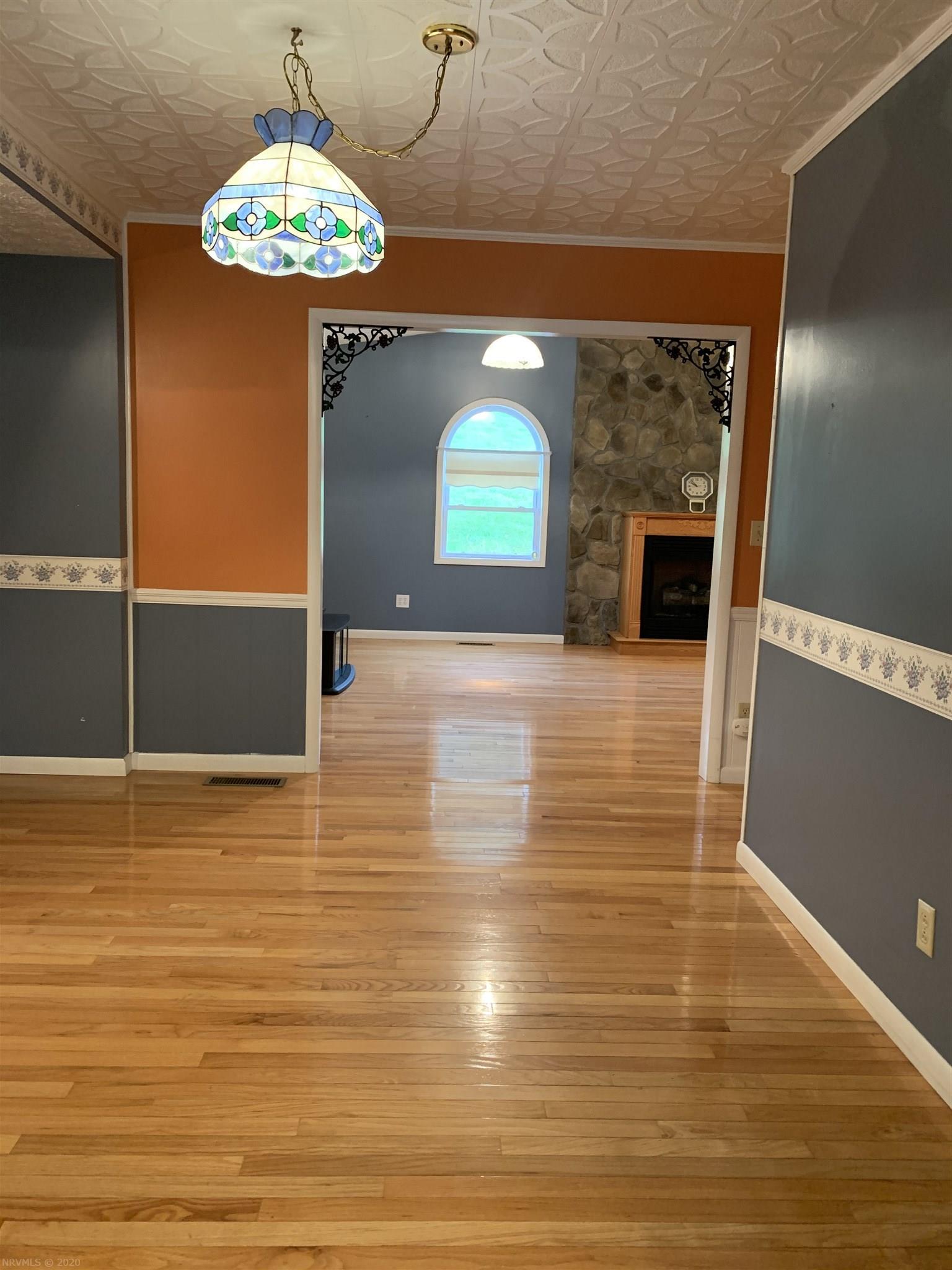 2216 Back Valley Road Peterstown, WV 24963 - Photo 25 of 31 Gallery Image 25
