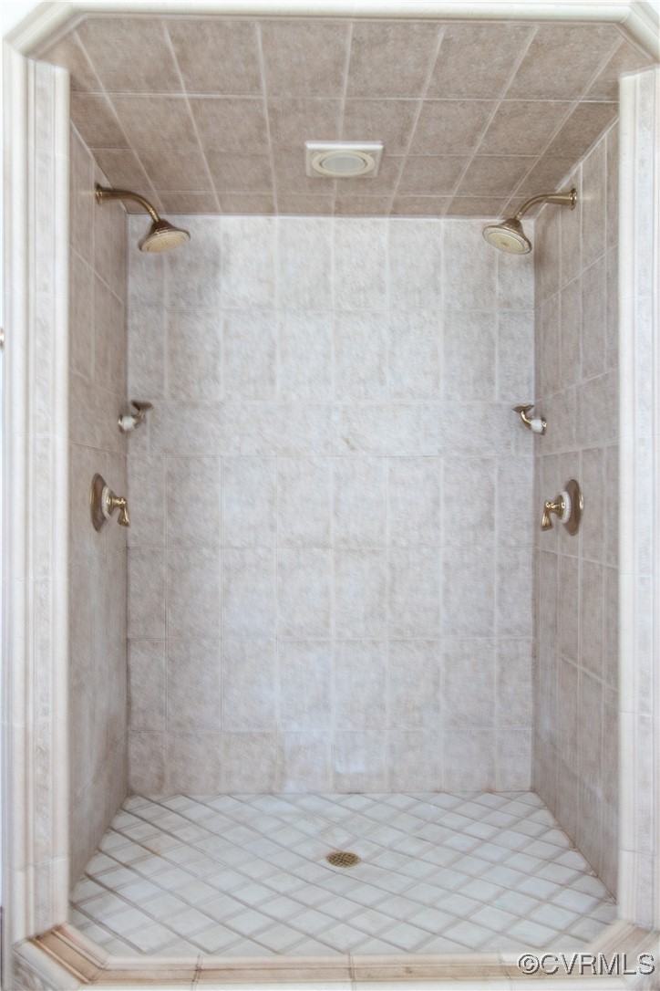 5301 Middle Road Prince George, VA 23875 - Photo 12 of 22 a bathroom with a shower