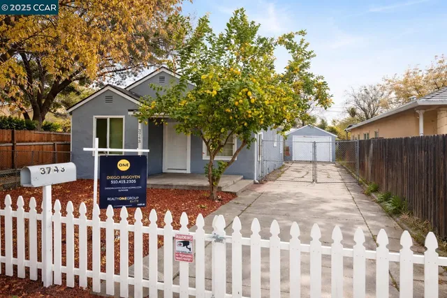 $384,900 | 3743 23rd Avenue, Sacramento, CA 95820