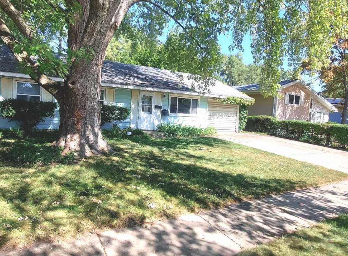 412 Audubon Road Streamwood, IL 60107 - Photo 2 of 9