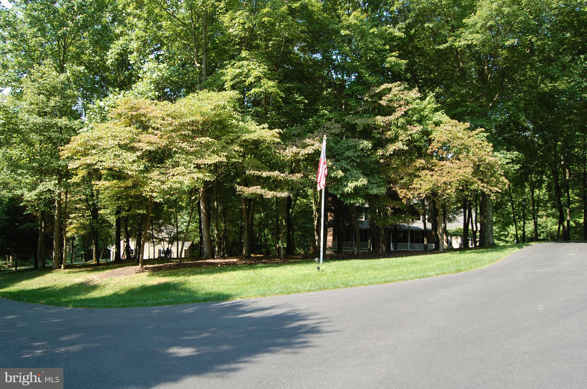 12701 Knoll Road Mount Airy, MD 21771 - Photo 8 of 27 Exterior (General)