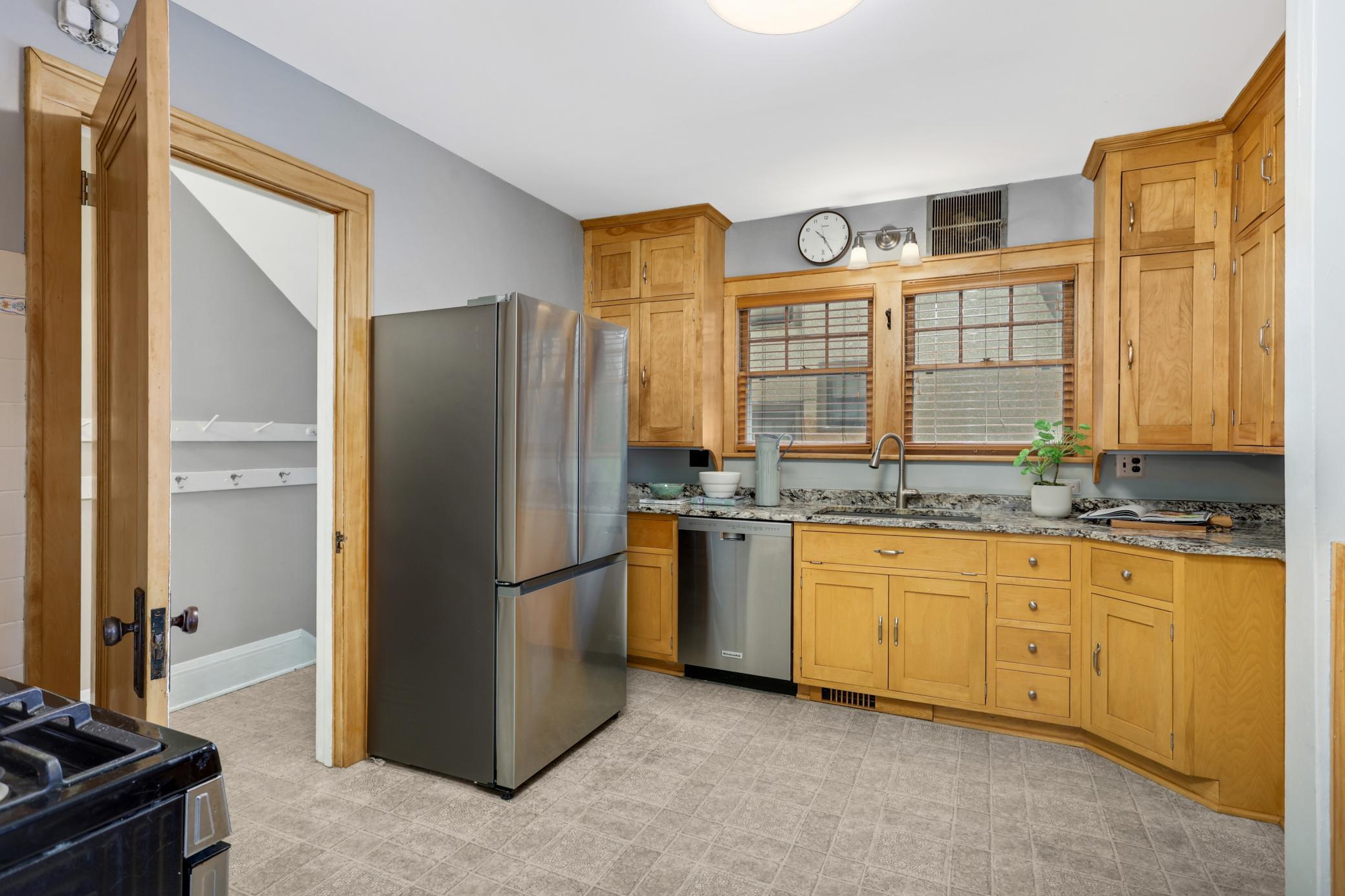 5000 Fremont Avenue South Minneapolis, MN 55419 - Photo 11 of 26