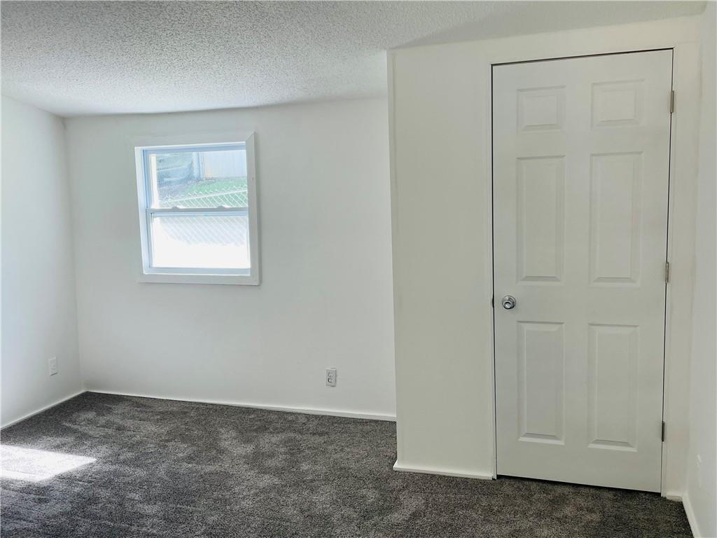 602 East Eisenhower Road Lansing, KS 66043 - Photo 17 of 21