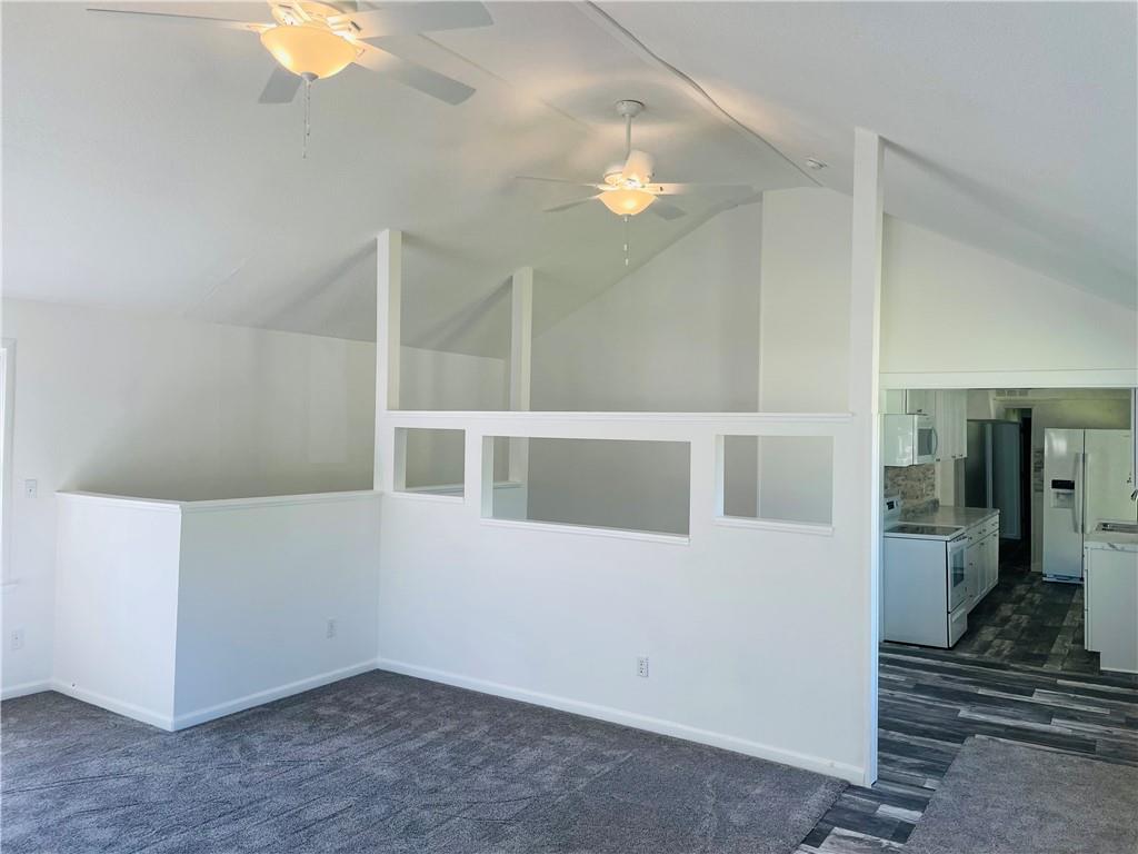 602 East Eisenhower Road Lansing, KS 66043 - Photo 9 of 21
