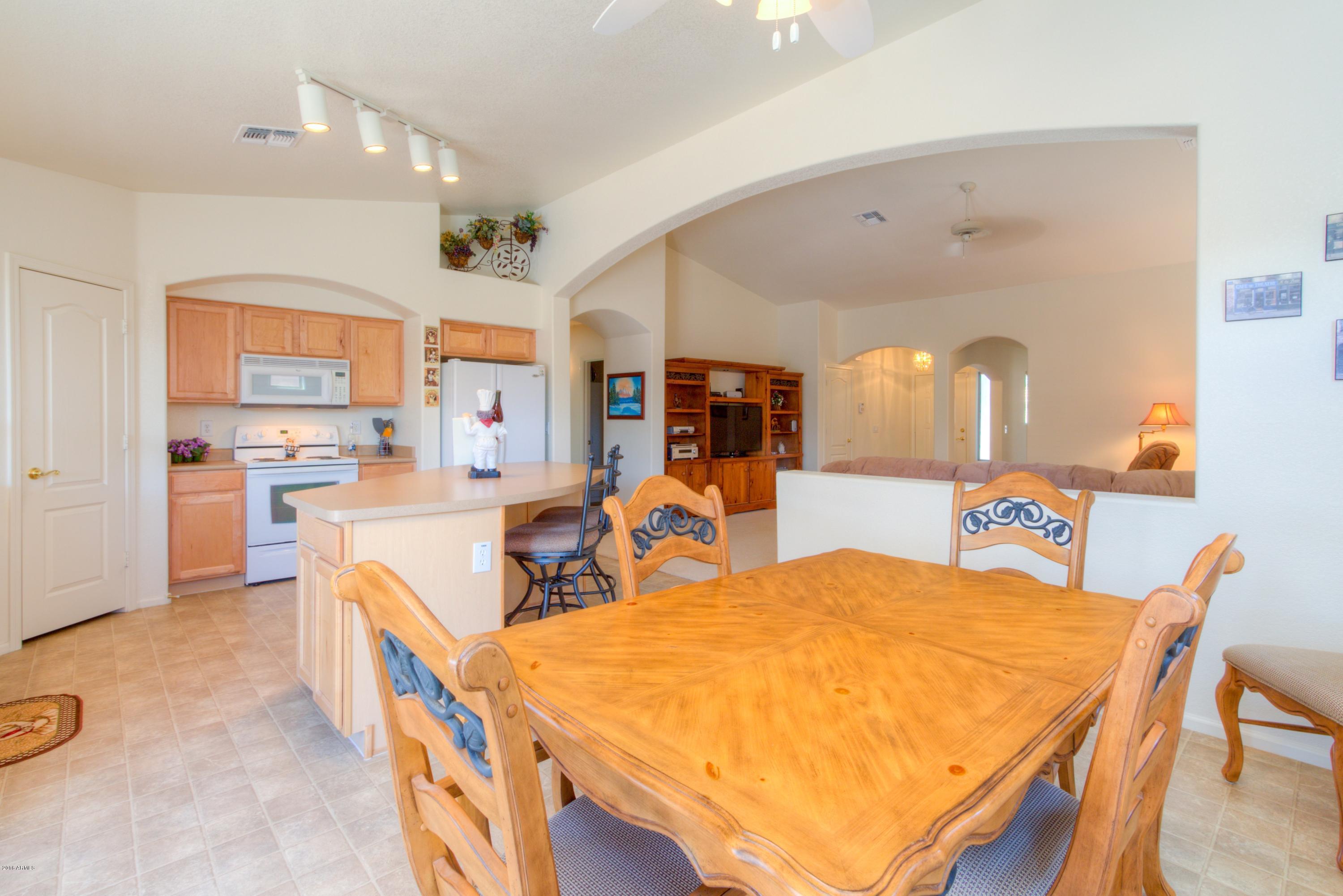 42533 West Venture Road Maricopa, AZ 85138 - Photo 8 of 47 42533_Venture_1016