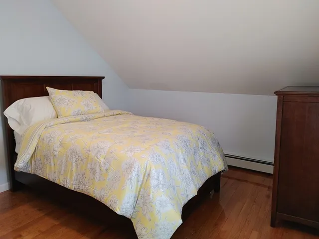 $1,150 | 390 Dwelly Street, Unit 3E, Fall River, MA 02724