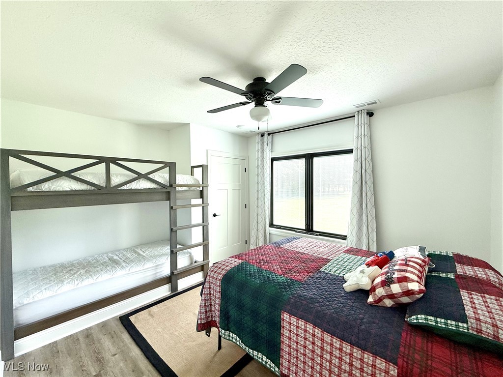 2710 East Hutton Road Wooster, OH 44691 - Photo 36 of 48 with bunks