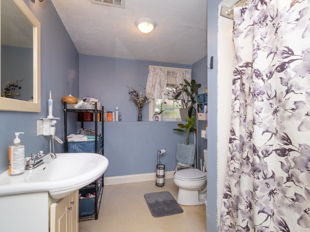 46 Buttonwood Road Halifax, MA 02338 - Photo 32 of 41 Gallery Image 32