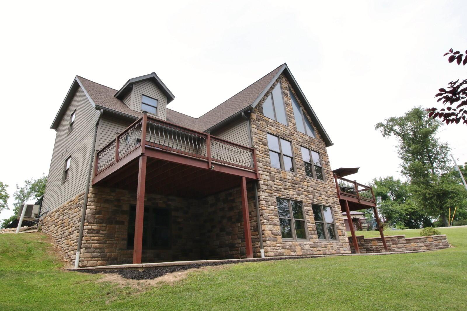 705 Jersey Ridge Road Zanesville, OH 43701 - Photo 2 of 33
