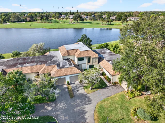 $325,000 | 196 Country Club Drive, Melbourne, FL 32940