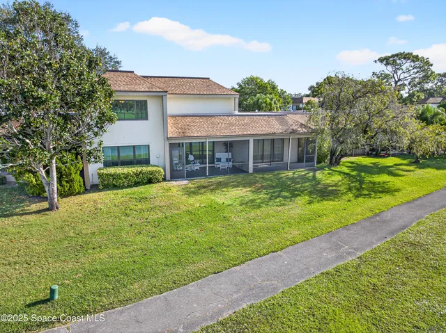 $325,000 | 196 Country Club Drive, Melbourne, FL 32940