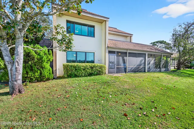 $325,000 | 196 Country Club Drive, Melbourne, FL 32940