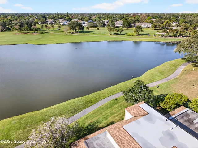 $325,000 | 196 Country Club Drive, Melbourne, FL 32940